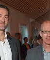 Jan Frystyk (t.h.) og Lars Uhrenholt (t.v.) fik tirsdag den 17. december 2013 overrakt legatet Afskaffelse af Dyreforsøg i den Videnskabelige Forskning. Foto: Lars Kruse/AU Kommunikation.